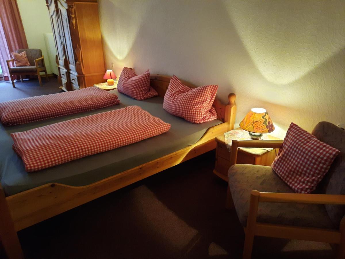 Landgasthof Rotlipp Gaestezimmer Ortenberg  Buitenkant foto